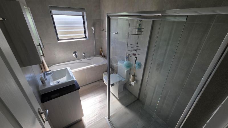 3 Bedroom Property for Sale in Reebok Western Cape